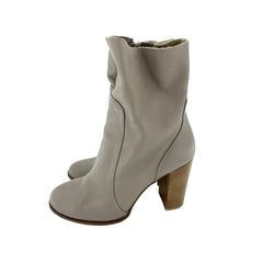 Chinese Laundry Cool Kid Gray Leather Raw Edge Boots - PRE-OWNED