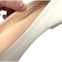 AGL Attilio Giusti Leombruni Beige Leather Pointed Cap Toe Flats